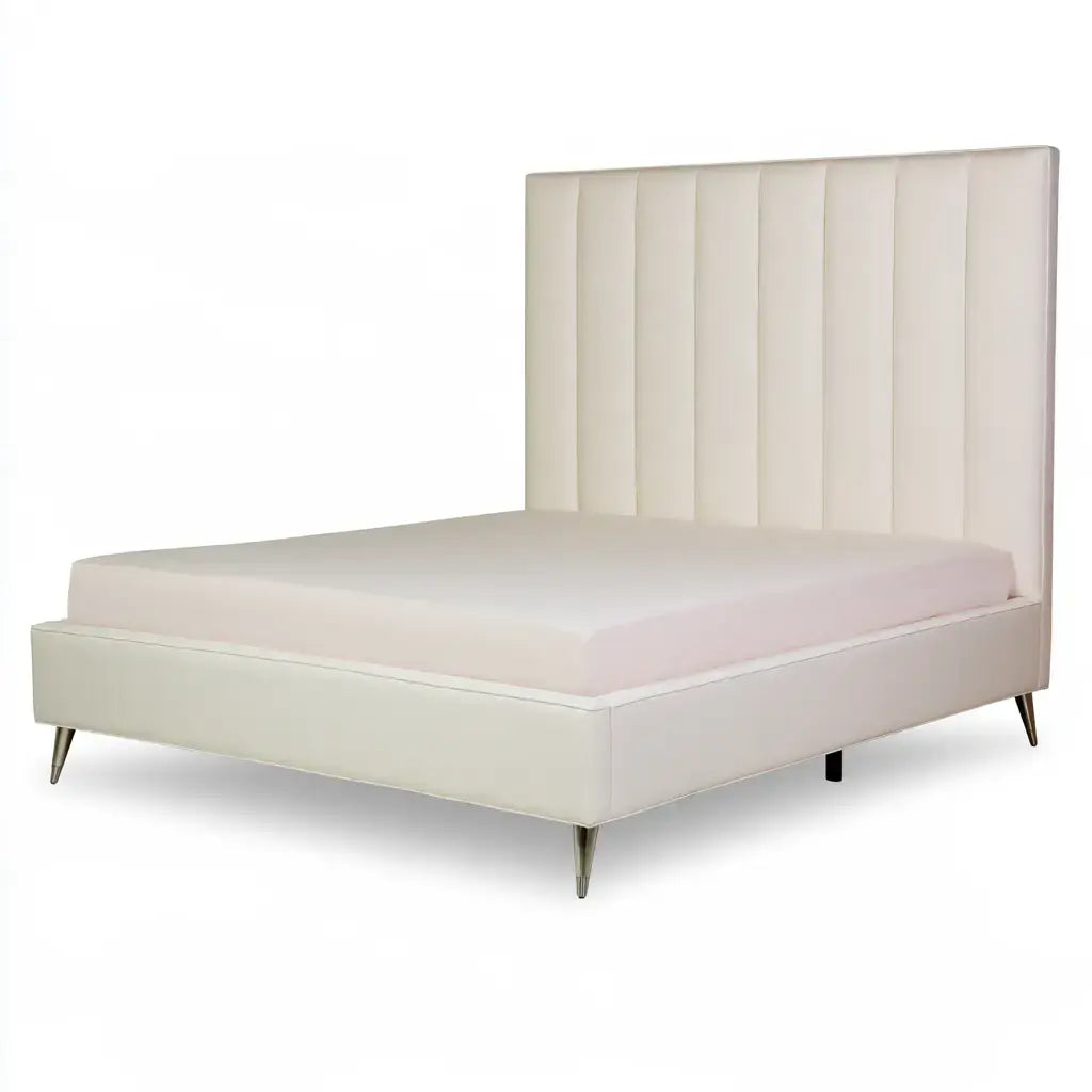 Cama con cabecero alto de paneles acolchados - beige